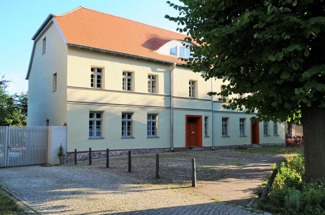 Mirabellenhof - Kleine Ferienwohnung mit Altstadtblick Biesenthal Exterior foto